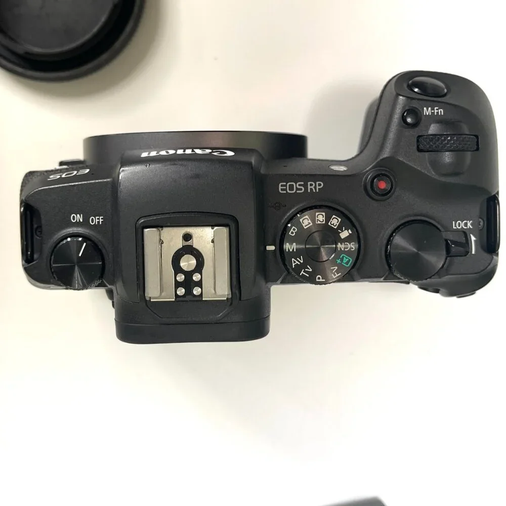 Canon EOS RP 26.2MP Full Frame Mirrorless Digital Camera used bundle